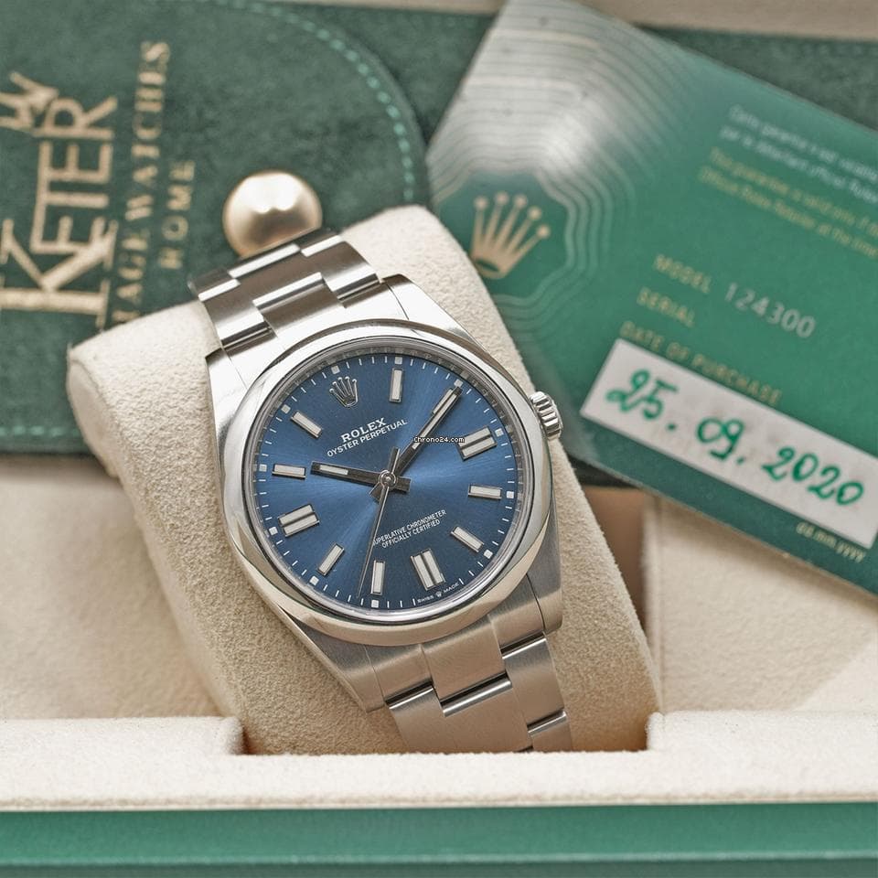 Rolex Oyster Perpetual 41 Ref. 124300 - Like New - Full set - From 2020