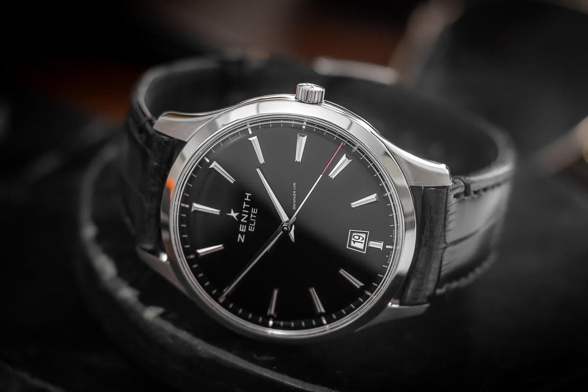 Zenith Captain Central Second Elite 03.2120.685/21.C493 Automatic 40mm/ Box & Papers