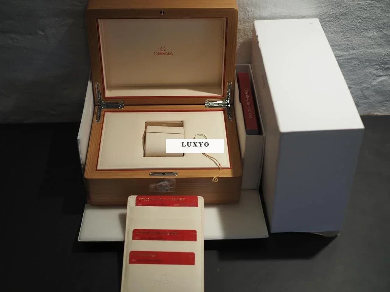 Omega De Ville Co-axial Master Chronometer Power Reserve - 435.13.40.22.06.001 - Thumbnail 6