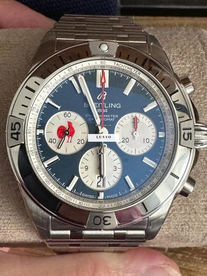 Breitling B01 42 Six Nations France Chronomat Breitling Chronomat B01 Six Nations France - Limited Edition