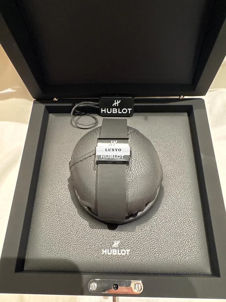 Hublot Classic Fusion Set complet bracelet pas encore coupé - Thumbnail 4