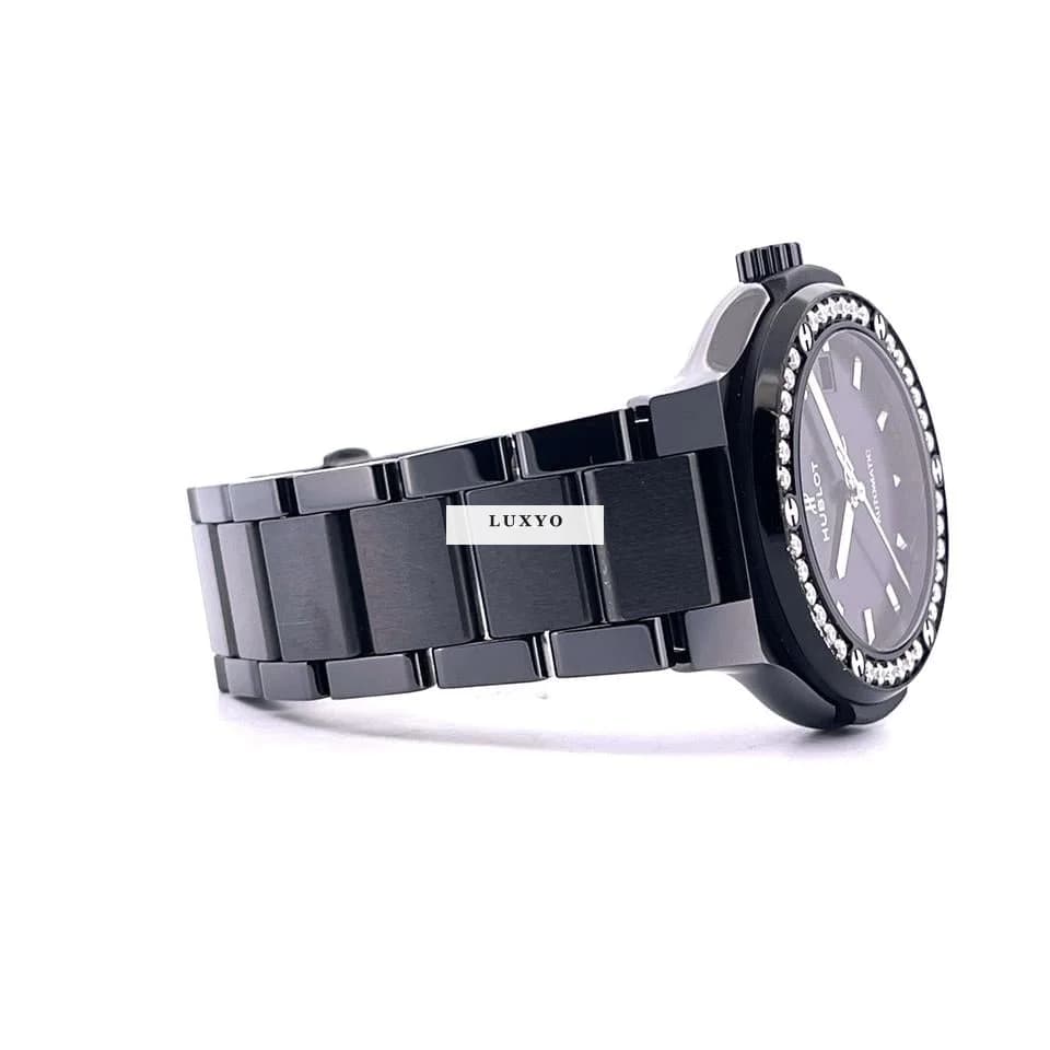 Hublot Classic Fusion Black Magic Diamonds / Ceramic / 38 mm / Full Set / very good Condition / 2024 - Thumbnail 12