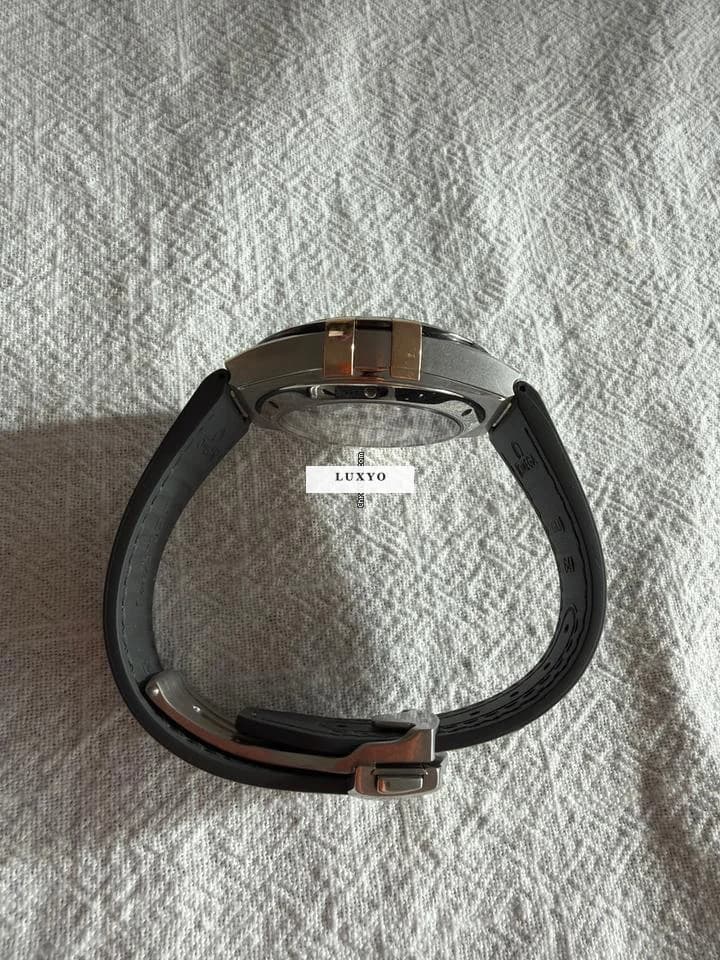 Omega Constellation Co-axial Master Chronometer - Thumbnail 3