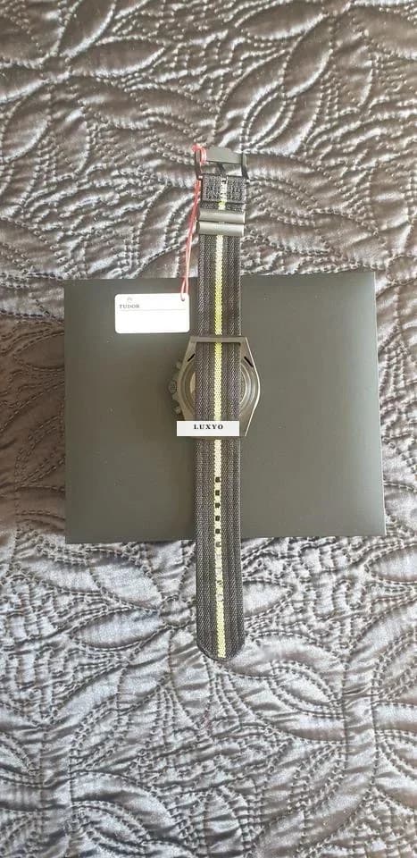 Tudor Pelagos Fxd Chrono "yellow" Yellow Tour De France Limited Edition 300 Exemplaires Monde - Neuve Jamais Portée - Thumbnail 4