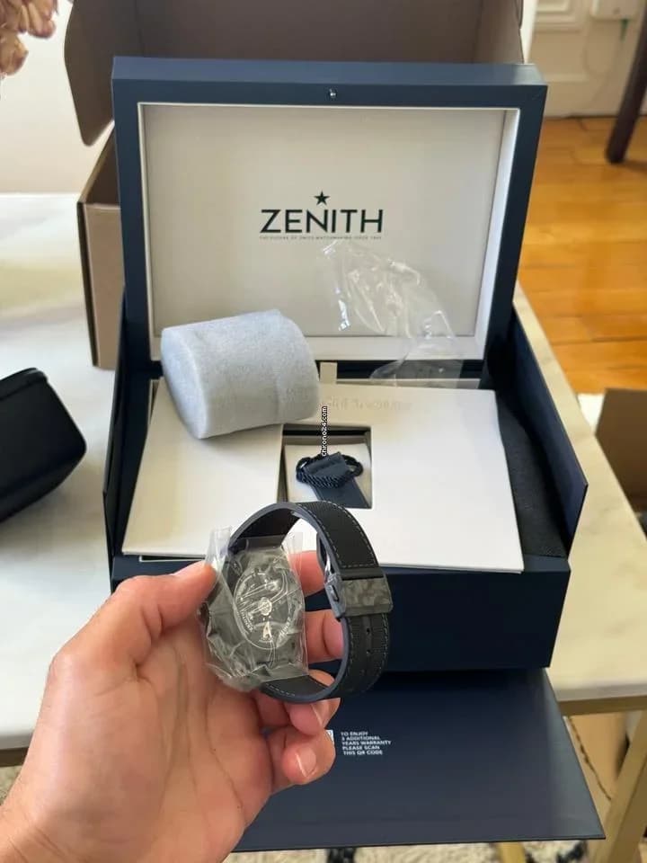 Zenith Defy El Primero 21 Full set achetée il y a 2 mois - Thumbnail 5