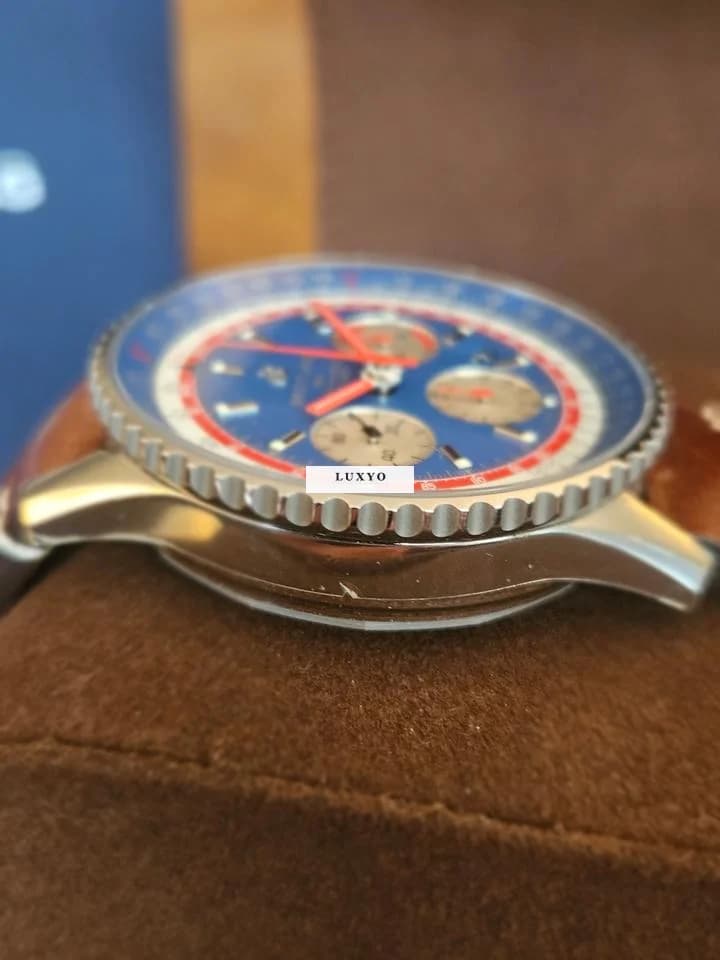 Breitling Navitimer 1 B01 Chronograph 43 Pan Am All original protective stickers in place - Thumbnail 9
