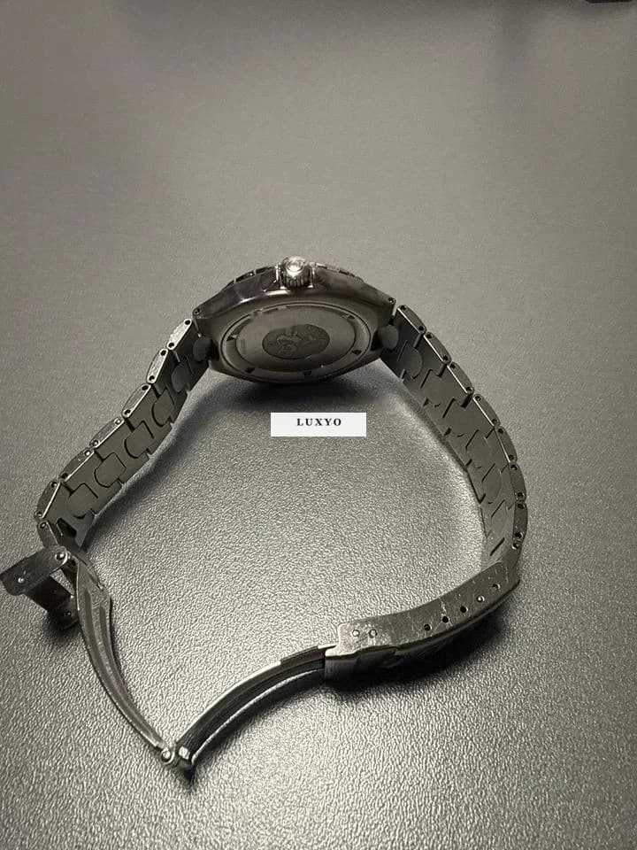 Omega Seamaster Professional 200m Quartz Great watch for great price - Thumbnail 4