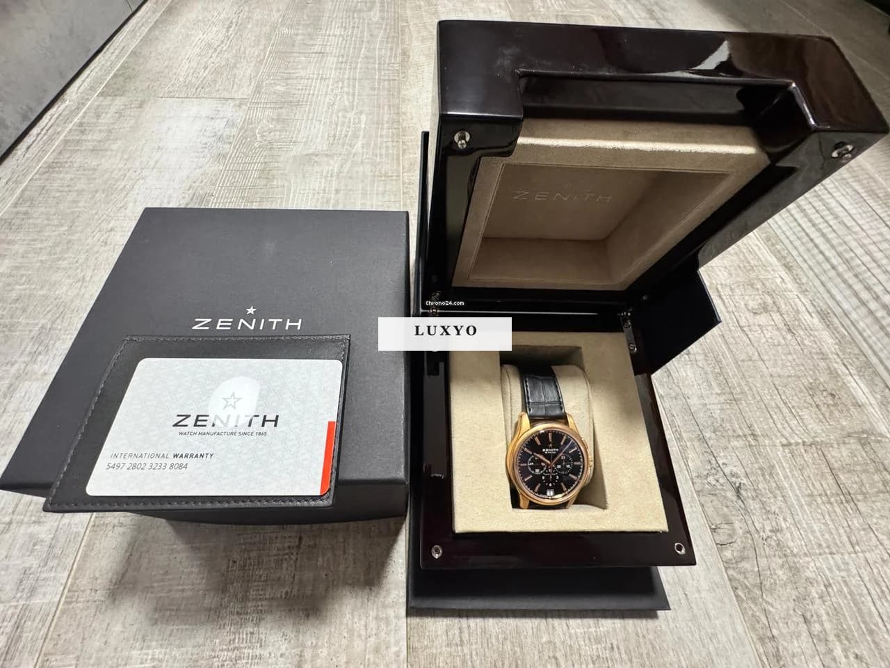 Zenith Captain Chronograph Brand new watch with certificate and full packaging - Thumbnail 2