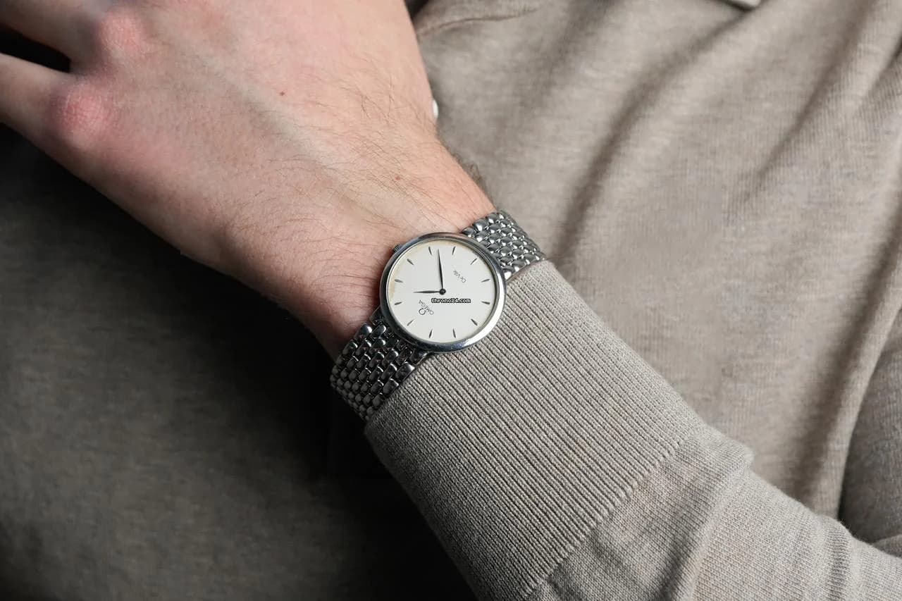 Omega De Ville Raised Hour Markers - Integrated Bracelet - Thumbnail 2