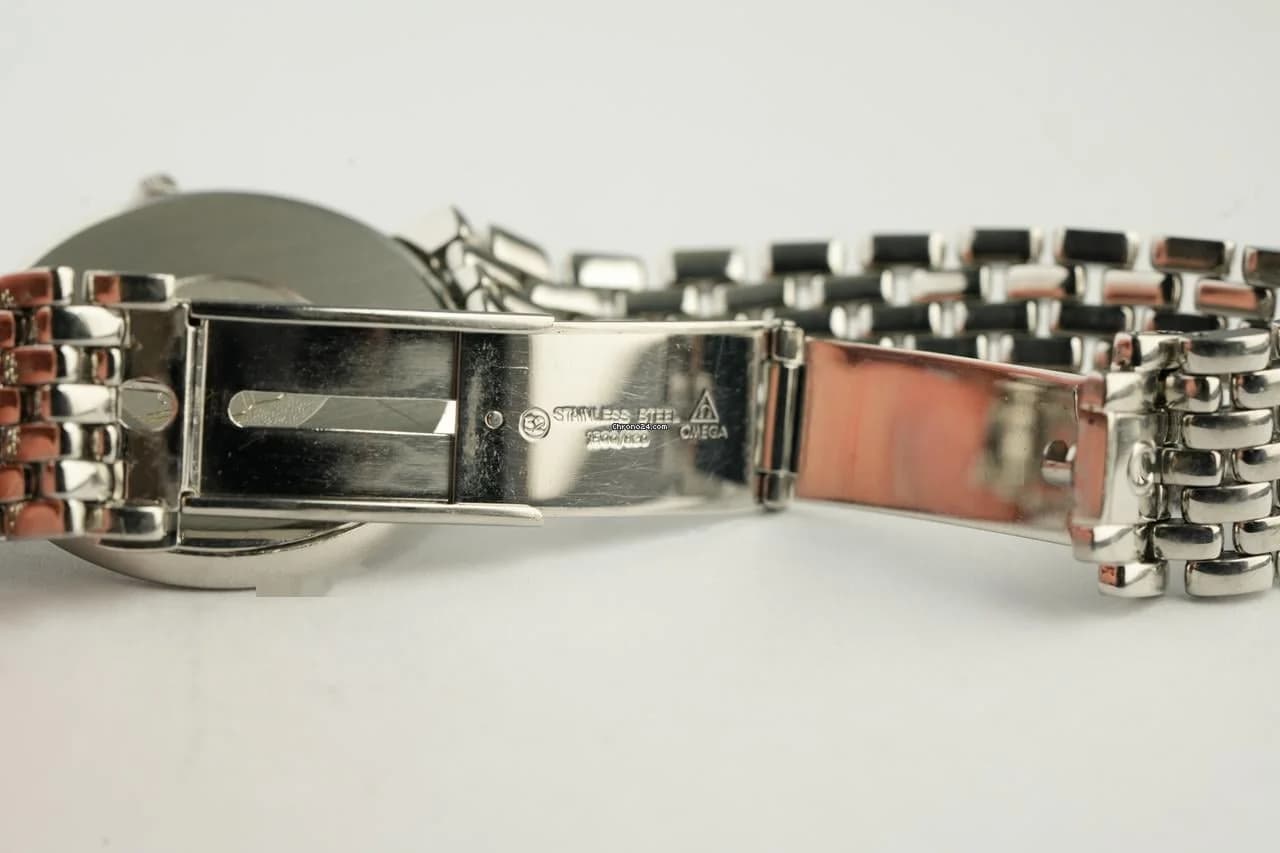 Omega De Ville Raised Hour Markers - Integrated Bracelet - Thumbnail 11