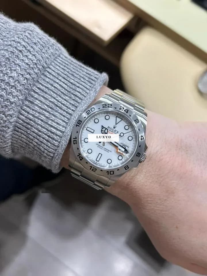 Rolex Explorer II Ref: 226570 42mm Automatic Steel Oyster White Dial Box+Papers 2024 - Thumbnail 2
