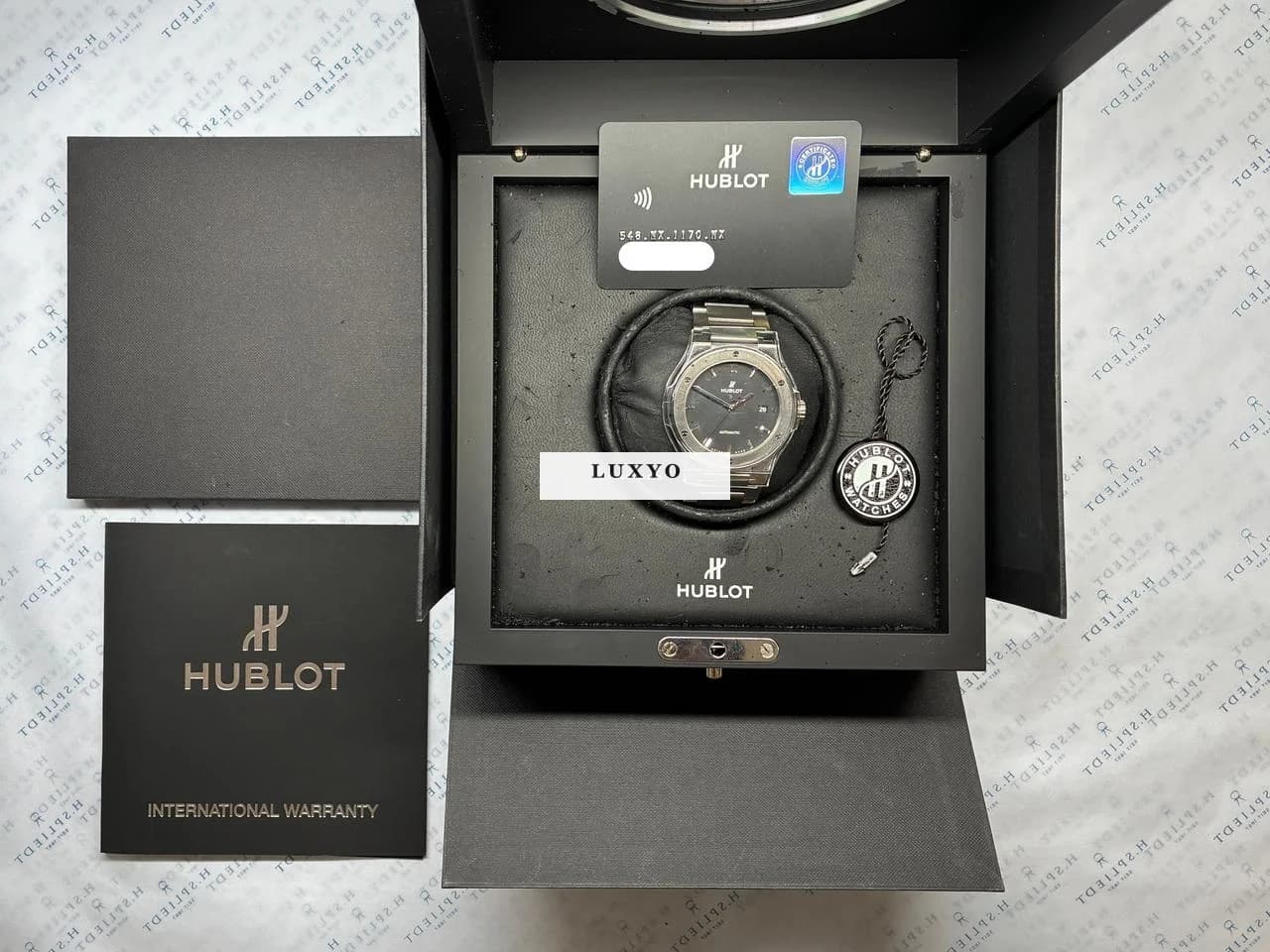 Hublot Classic Fusion Black Dial / Box & Papers - Thumbnail 3