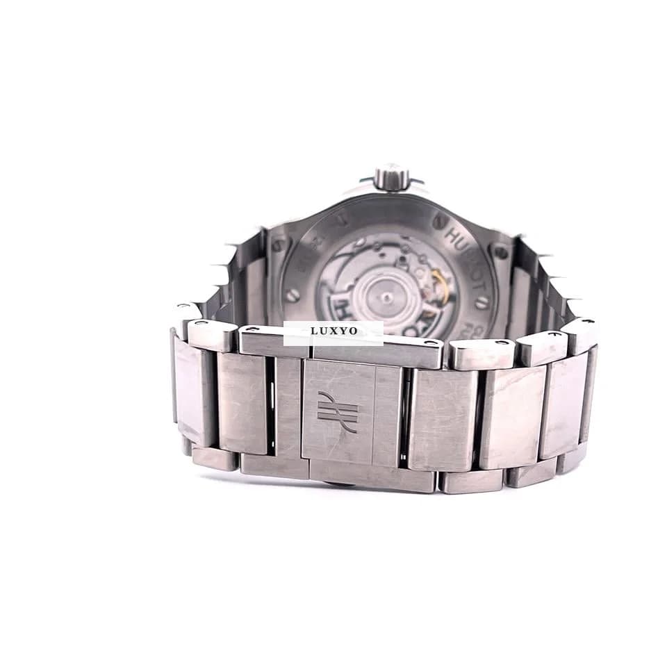 Hublot Classic Fusion Black Dial / Box & Papers - Thumbnail 9