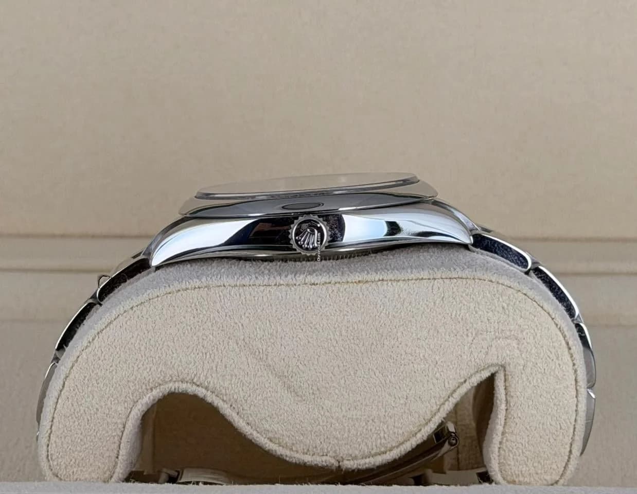 Rolex Oyster Perpetual 41 Blue Full Set 2020 Mint Condition NFT Card - Thumbnail 5