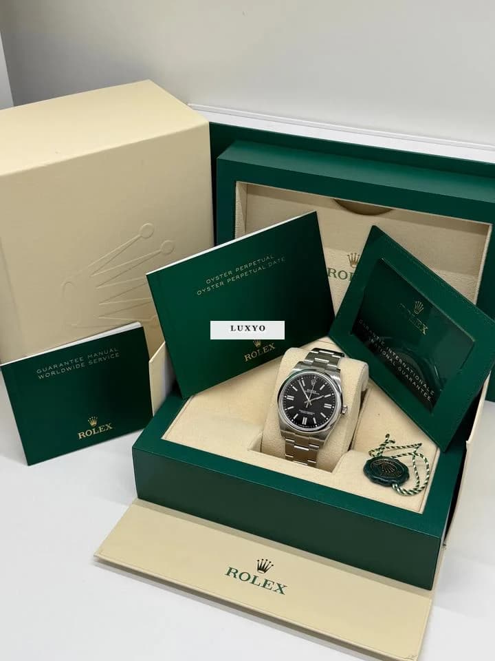 Rolex Oyster Perpetual 41 - Black Dial Ref 124300 - Year 2023 - Thumbnail 11