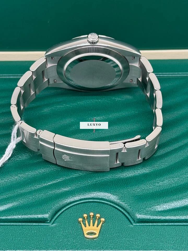 Rolex Oyster Perpetual 41 - Black Dial Ref 124300 - Year 2023 - Thumbnail 8