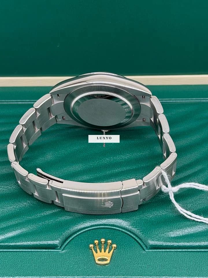 Rolex Oyster Perpetual 41 - Black Dial Ref 124300 - Year 2023 - Thumbnail 9