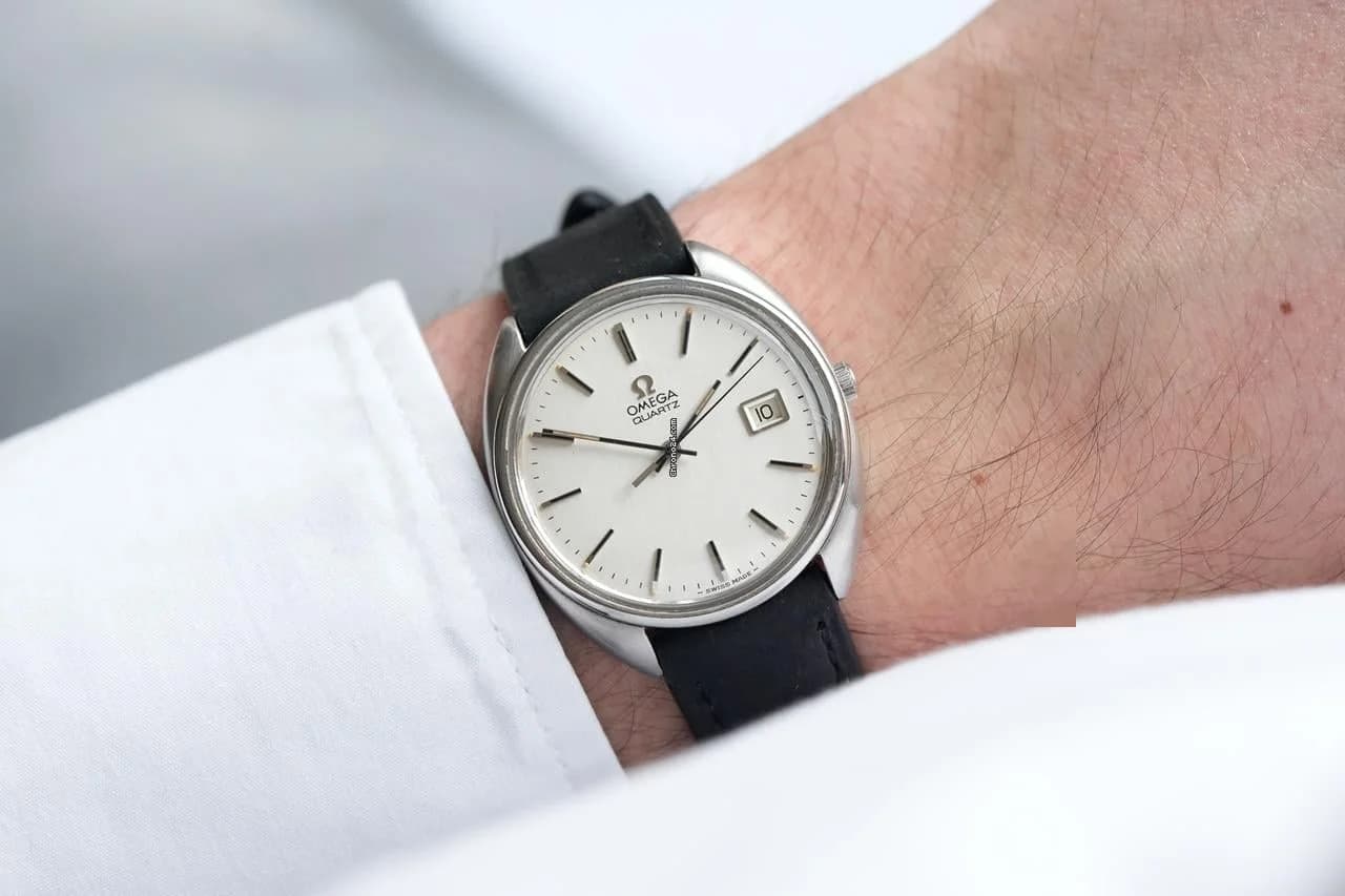 Omega Seamaster 'C-shape' Case - Date