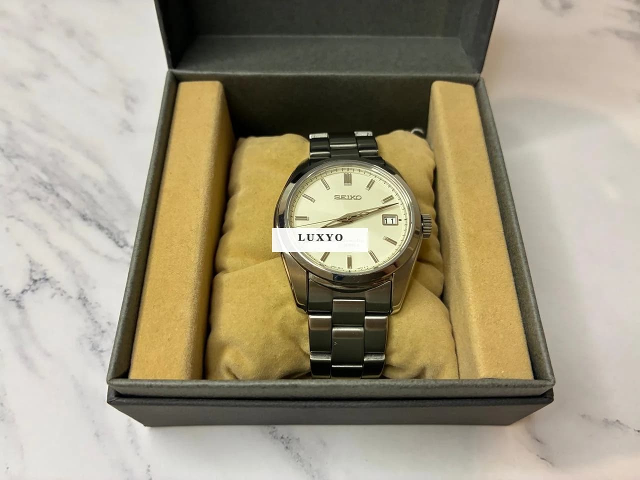 Seiko Spirit “Baby Grand Seiko” with extra straps