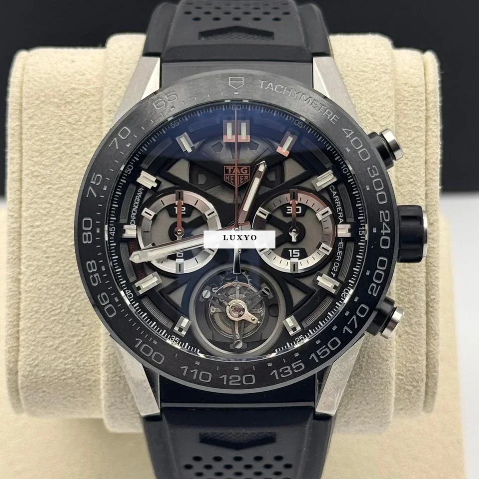 TAG Heuer Carrera