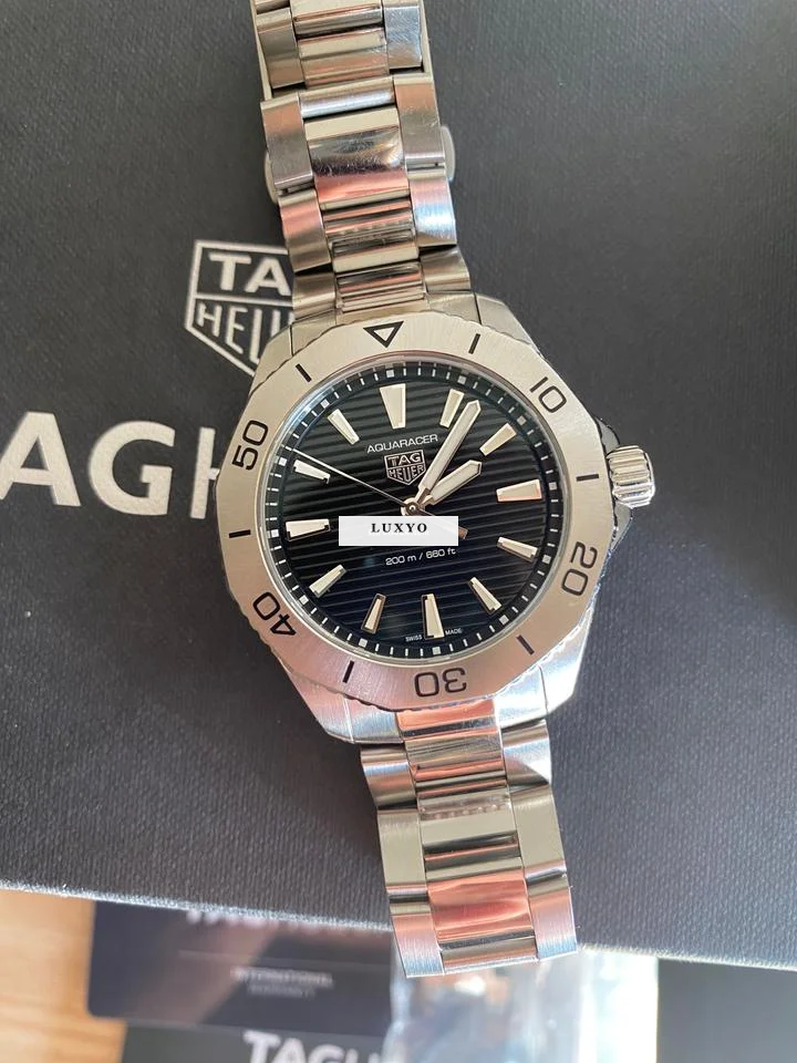 TAG Heuer Aquaracer Professional 200